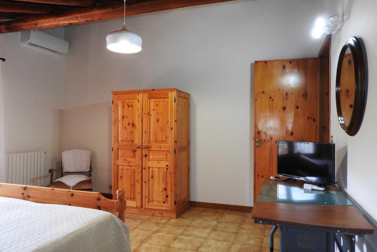 Appartement Mansarda Sul Mare Dei Ciclopi à Aci Trezza Extérieur photo